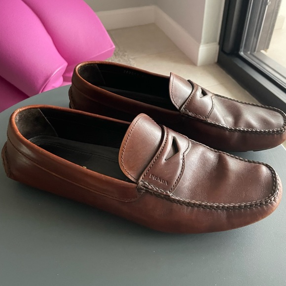 Prada Saffiano Loafers - Picture 3 of 5
